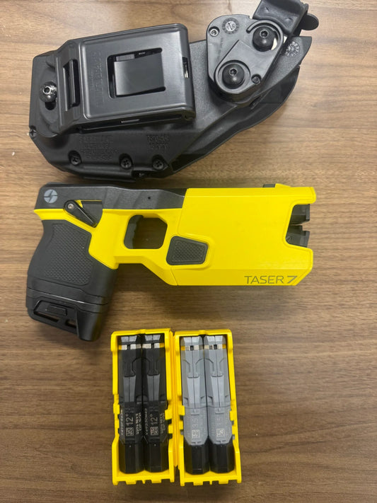 SER® 7 LE Edition + 3 set of carts, holster, battery