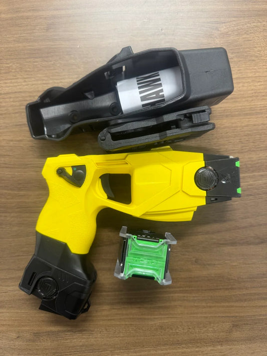 Taser X26P with holster, extended battery, 3 cartridges